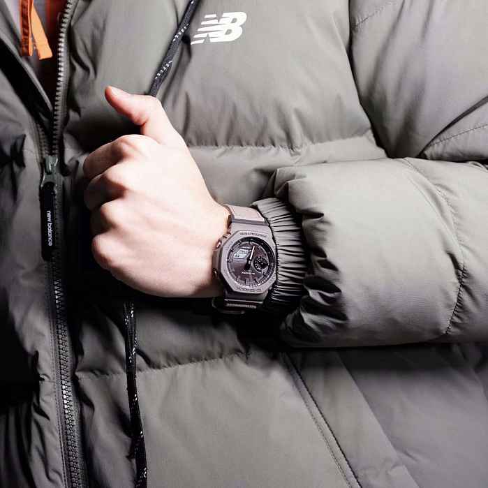 GA-B2100CT-5A